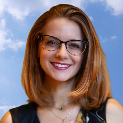 Cassandra McLean Hypnotherapy headshot